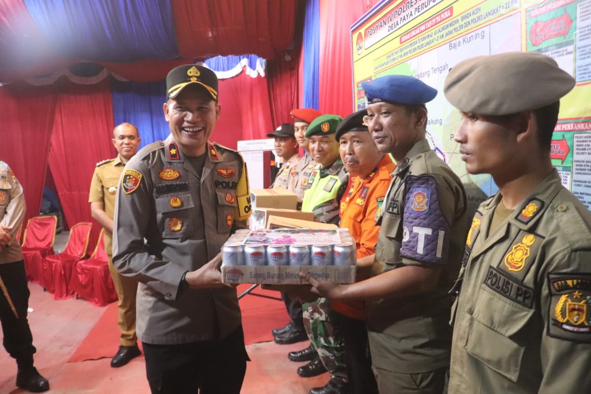 Kapolres Langkat Bersama Rombongan Tinjau Kesiapan Pos Pengamanan Natal dan Tahun Baru 2024-2025